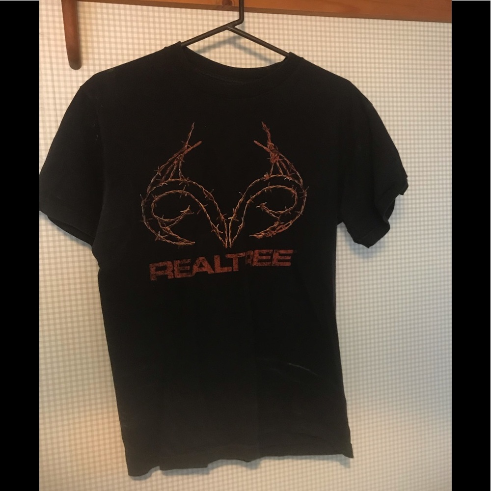 Real tree Barbwire Antler T-Shirt
